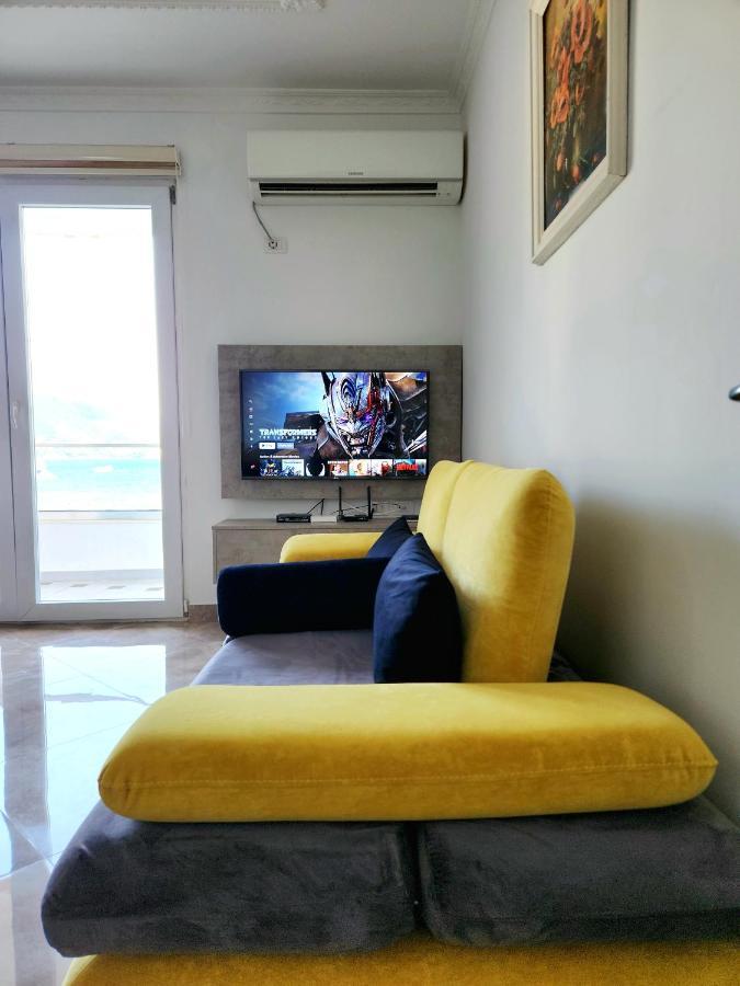 Panorama View Apt, 150M To Beach, 750M Lungo Mare Appartement Vlorë Buitenkant foto