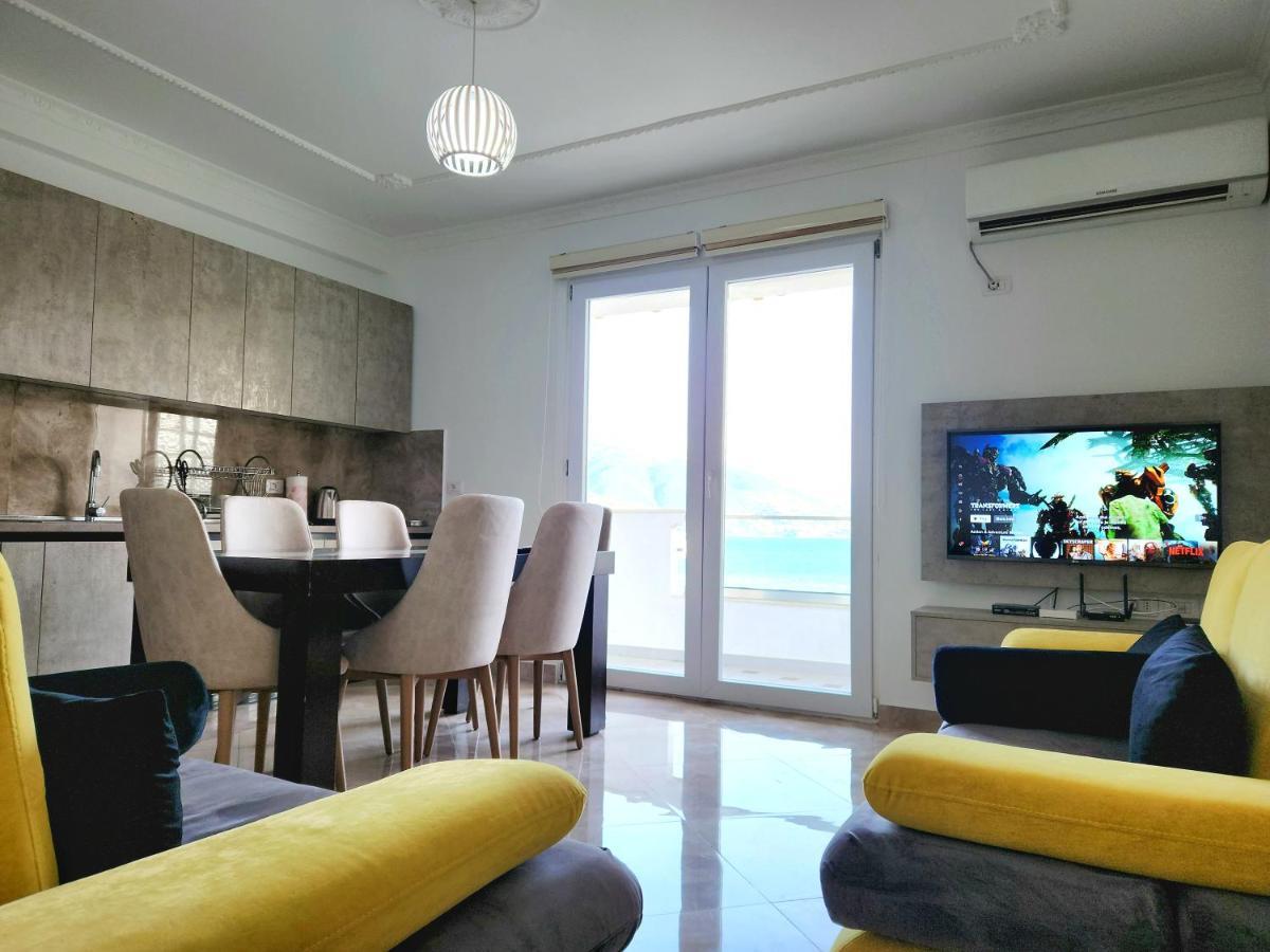Panorama View Apt, 150M To Beach, 750M Lungo Mare Appartement Vlorë Buitenkant foto